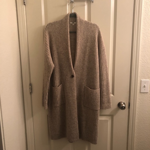 Uniqlo Sweaters - Uniqlo oversized knit coat